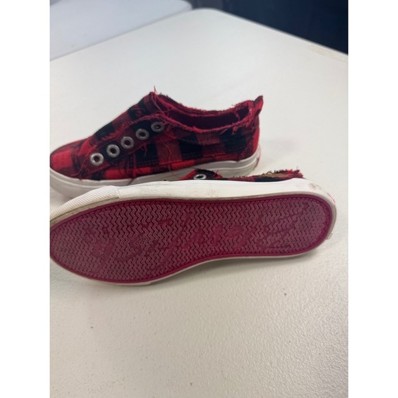 Blowfish Malibu Kids Red Black Plaid Slip‎ On Sneakers Size 13 - Picture 3 of 10